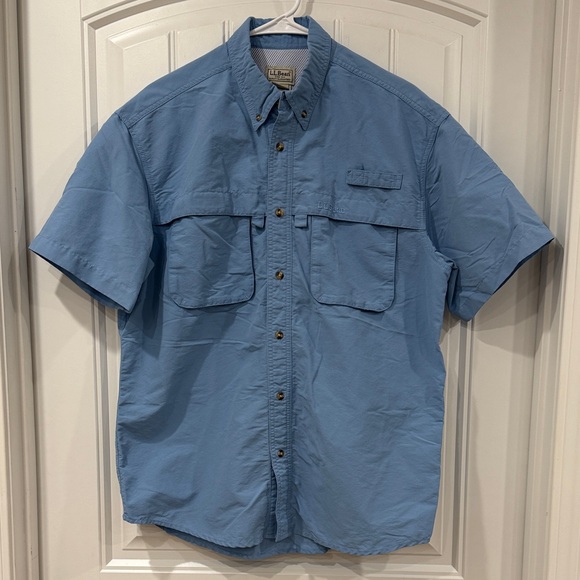 L.L. Bean Other - EUC L.L. Bean Men's Casual Blue Button Down Tropicwear Shirt
